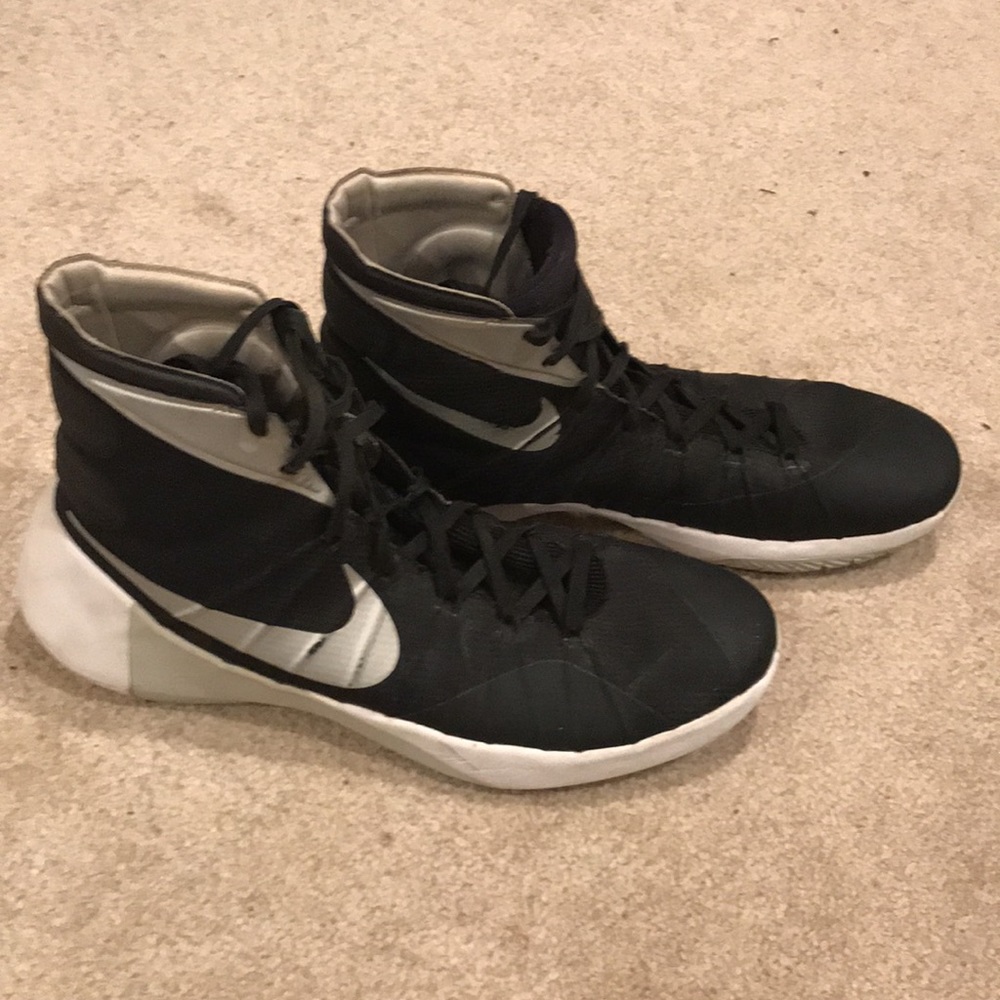 Nike Hyperdunk - image 2